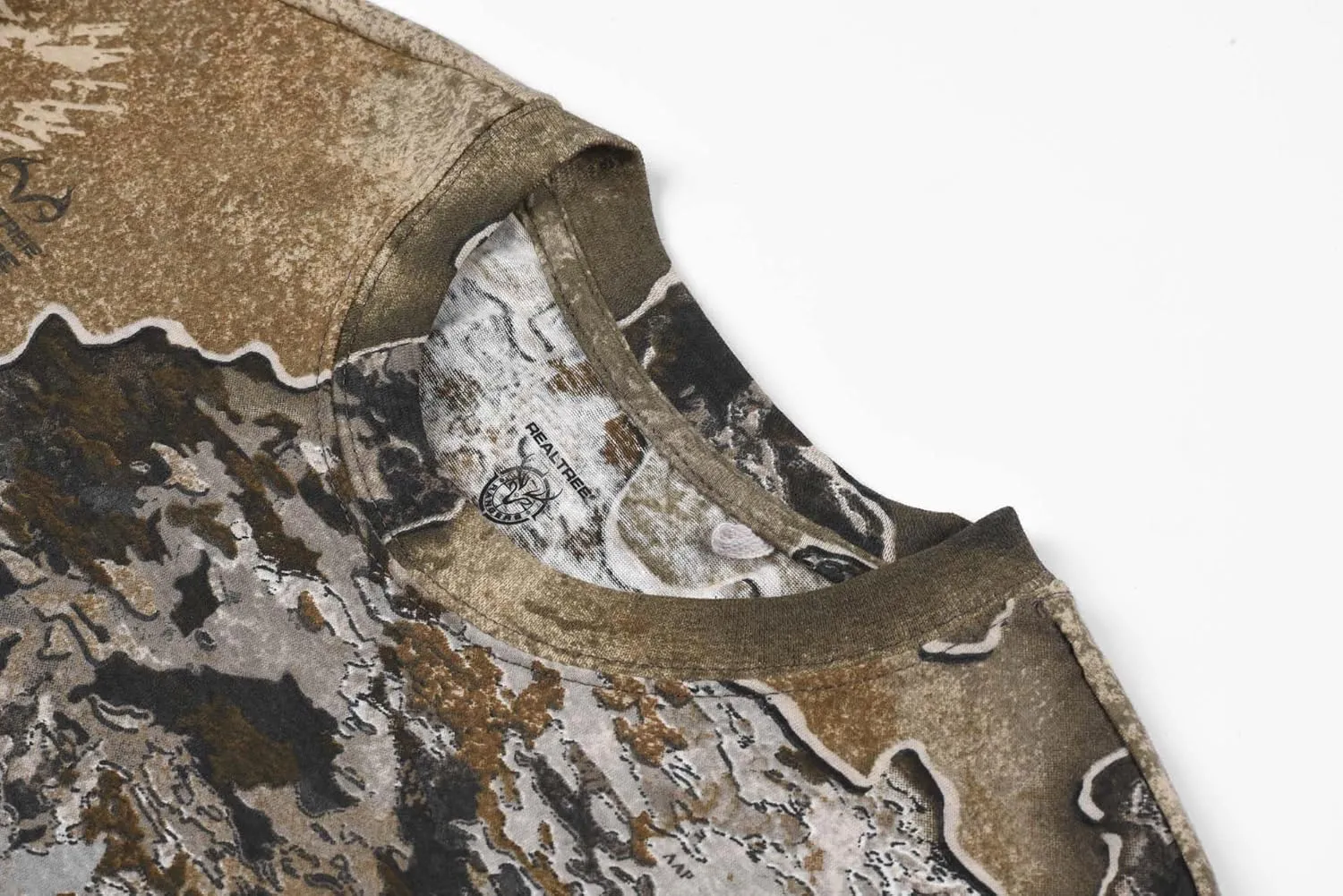 Authentic Realtree and Mossy Oak Camouflage Crewneck Unisex Adult Short Sleeve Tee Shirt