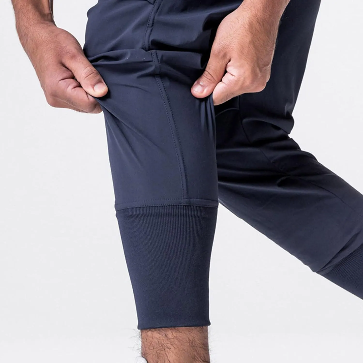 Finelylove Track Pants Men Slim Fit Athletic Jogger Sweatpants Elastic Waist Quick Dry Hiking Pants with Zip Pockets