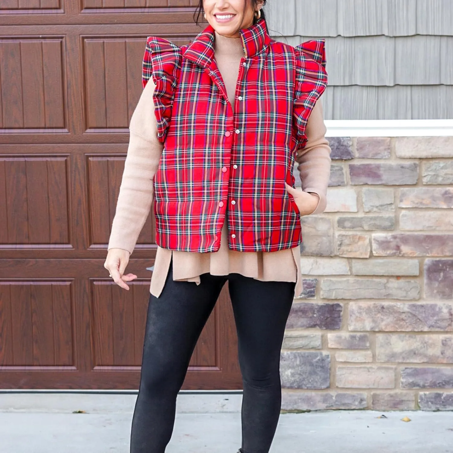 SOLILOQUY Women Christmas Plaid Quilted Vest Ruffle Sleevless High Neck Lightweight Puffer Waistcoat Vest Gingham Padded Coat