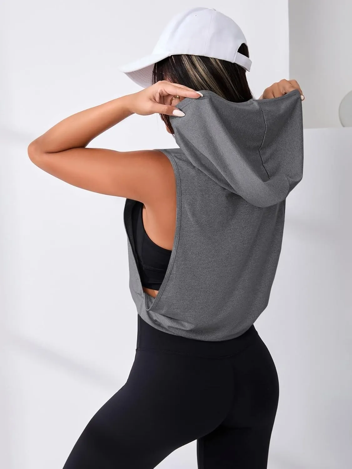 SweatyRocks Women's Sleeveless Workout Top Gym Activewear Crop Tank Top Open Side Shirt for Athletic Exercise Running