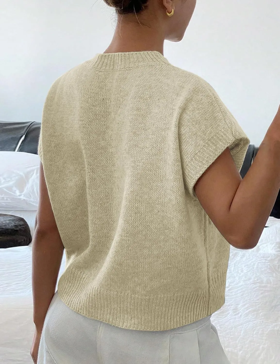 Womens Floral Sweater Vest Cute Cap Sleeve Tops 3D Flower Decor Knit Tank Top Loose Spring Fall Summer Clothes 2025