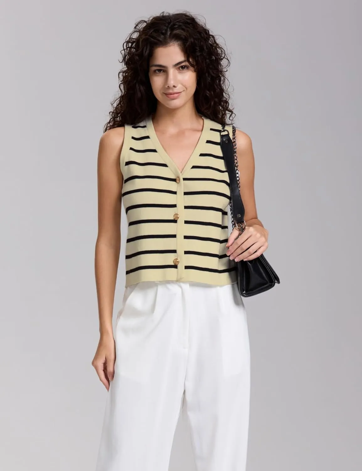 Women's Sleeveless Striped Sweater Vest Cropped Button Down Knit Vest Tops 2025 Trendy Outfits