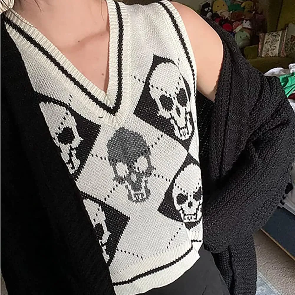 Women's Sleeveless Sweater Vest Halloween Skull Printed Knit Vest V Neck Crop Pullover Knitwear Tank Tops